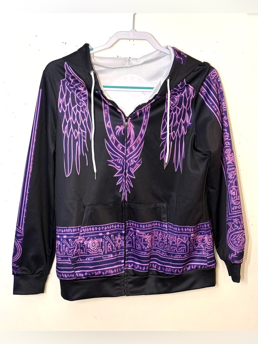 Black & Purple Wing Zip-Up Hoodie Jacket. Size L. NWT.